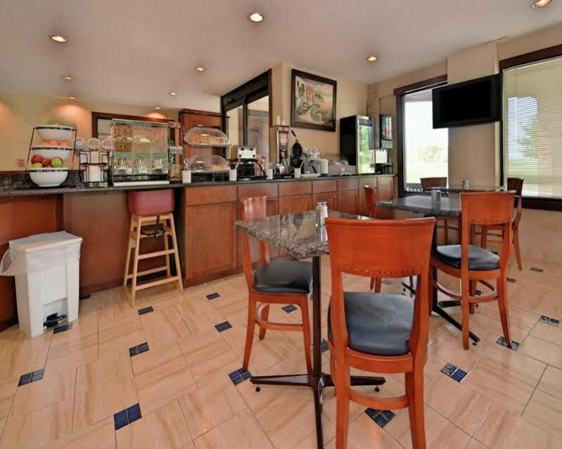 Quality Inn Marshall Near I-69 Luaran gambar