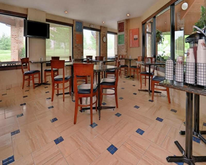 Quality Inn Marshall Near I-69 Luaran gambar
